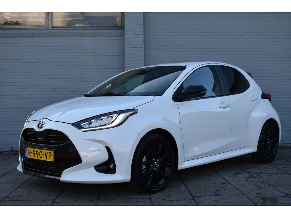 Toyota Yaris 1.5 Hybrid Executive Automaat 116pk | BSM | PDC | Voorstoelen verwarmd | Keyless entry |