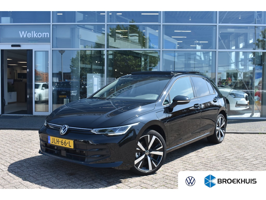 Volkswagen Golf 1.5 eHybrid 204PK DSG-6 Life Edition | PANORAMADAK | NAVI BY APP | CAMERA | 18 INCH | ADAPT. CRUISE | STOELVERW.