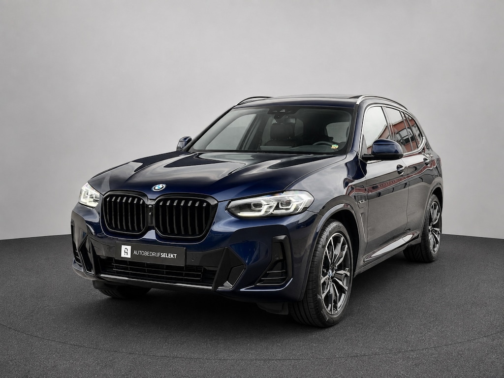 BMW X3 XDrive30e M-Sport | SOH 99% | Pano | Trekhaak | Harman Kardon | Elektr. stoelen | Head Up | Keyless | 20 inch | 360