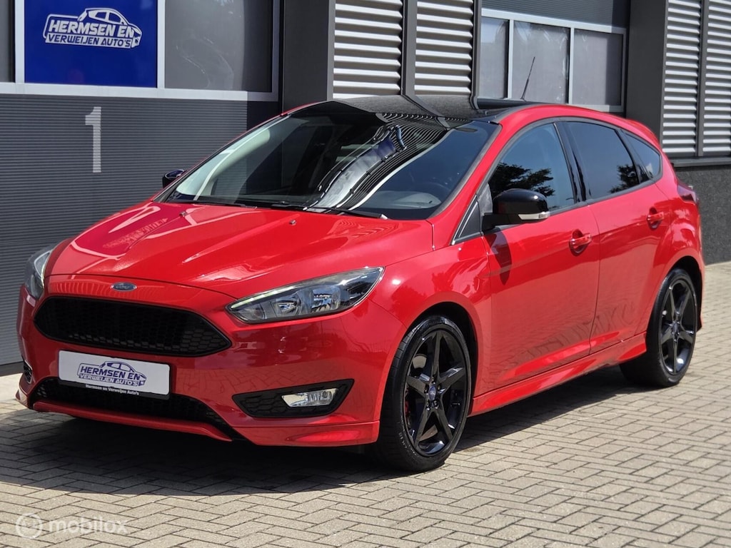 Ford Focus 1.5 EcoBoost 150pk ST-Line Red Edition