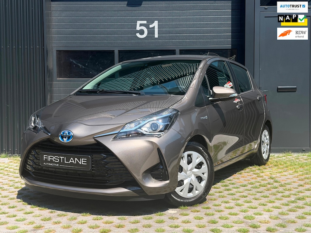 Toyota Yaris 1.5 Hybrid Active | Lage KM | Lane Ass | Cruise