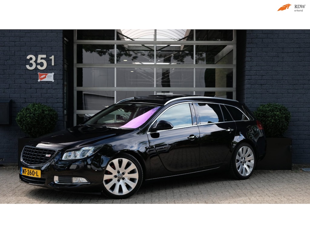 Opel Insignia Sports Tourer 2.8 T Cosmo 4x4 Leder | Panorama | Trekhaak
