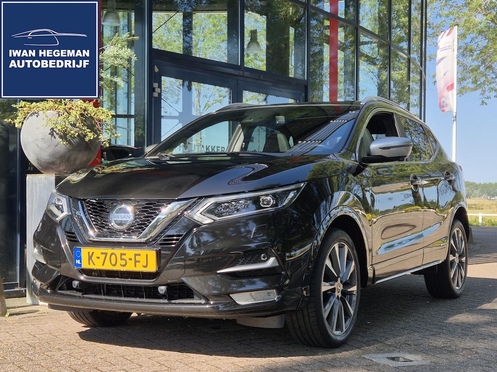 Nissan Qashqai 1.3 DIG-T Tekna + AUTOMAAT | Panoramadak | Trekhaak | Leer | Navigatie | Cruise Control | Licht metalen velgen