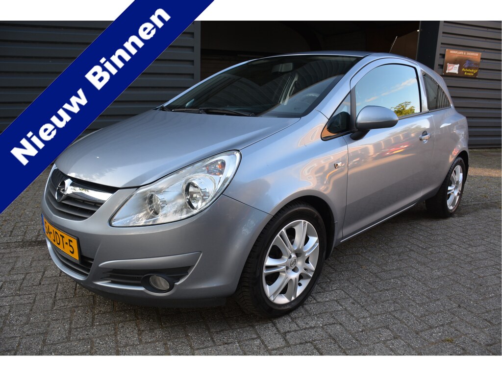 Opel Corsa 1.2-16V Edition Cruise Control Airco  Trekhaak