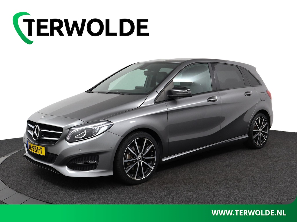 Mercedes-Benz B-klasse 180 Family Edition | Automaat | Lederlook Bekleding | LED Koplampen |