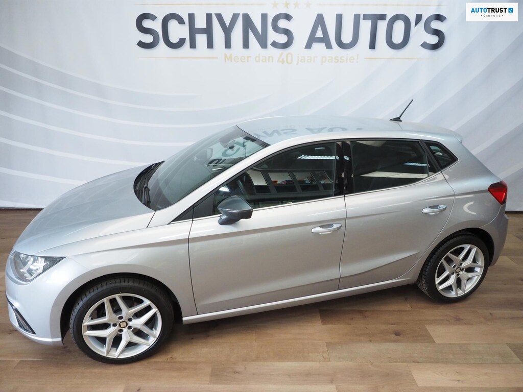 SEAT Ibiza 1.0 TSI AUTOMAAT 40.000km! Stoelverwarming Parkdistance Eco Safetysystem Winterbanden!