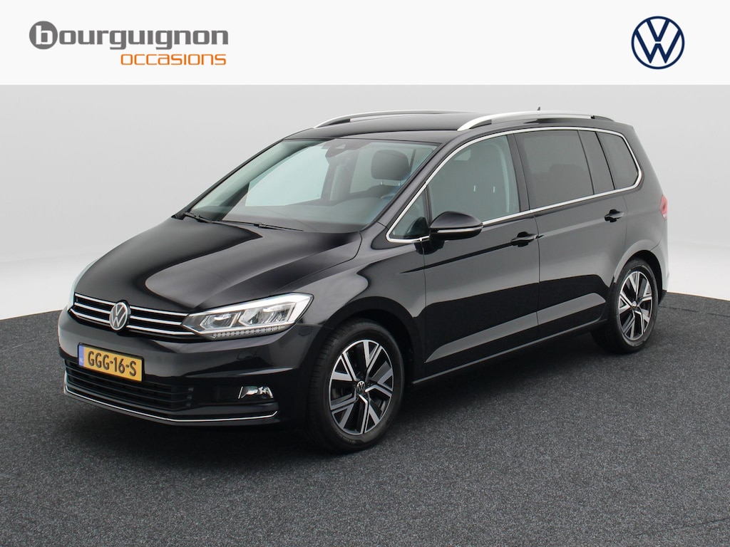 Volkswagen Touran 1.5 TSi 150Pk Highline 7p | Stoelverwarming | Adaptive Cruise | Camera | Climatronic | Navigatie | Carplay | 17 Inch | 30.754 Km !!