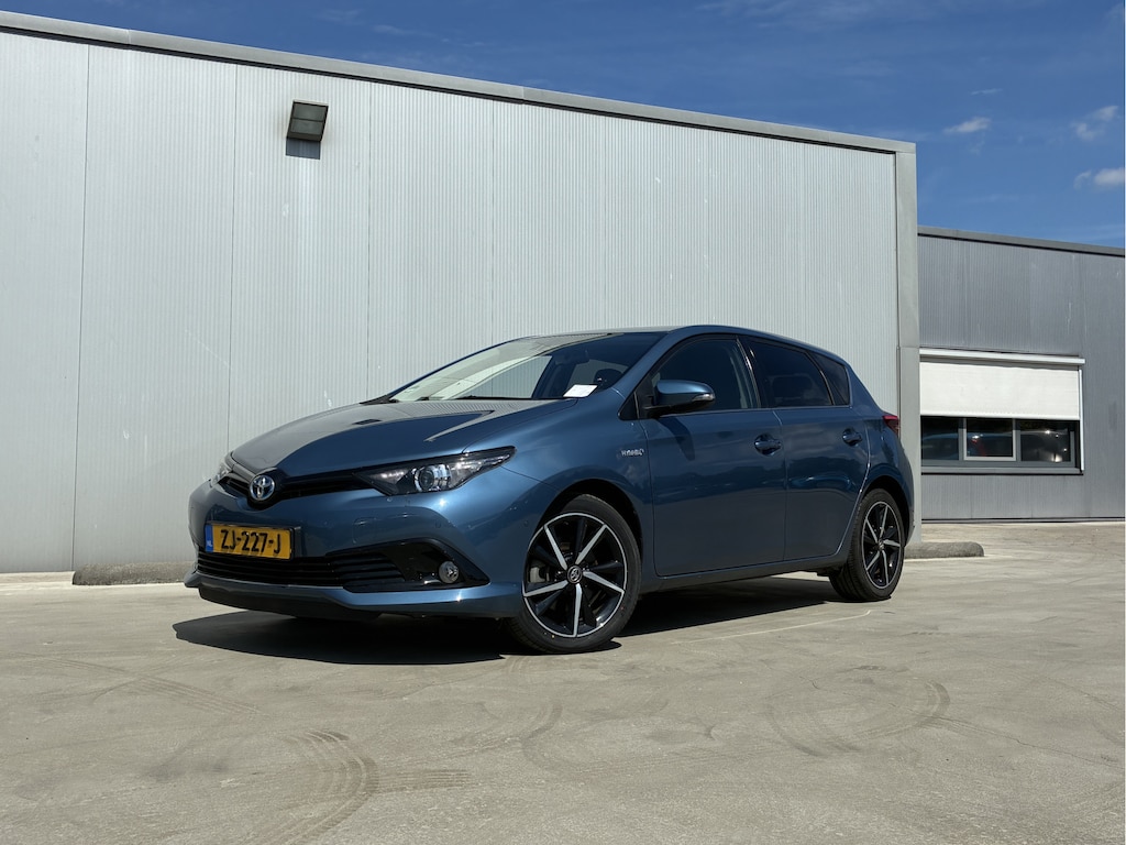 Toyota Auris 1.8 Hybrid Dynamic Ultimate Automaat | Achteruitrijcamera | Navigatie | Cruise control |