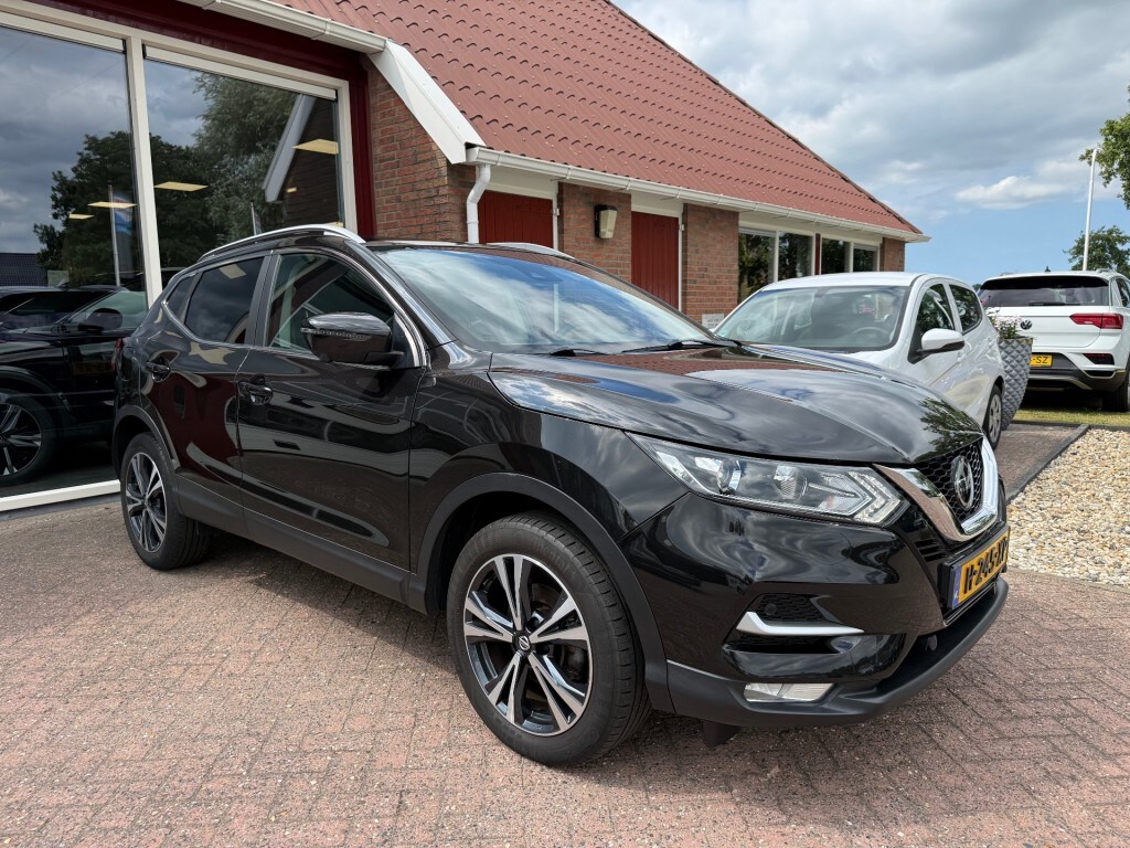 Nissan Qashqai 1.3 DIG-T 140 PK N-CONNECTA CAMERA/TREKHAAK/Pano/CRUISE CONTROL