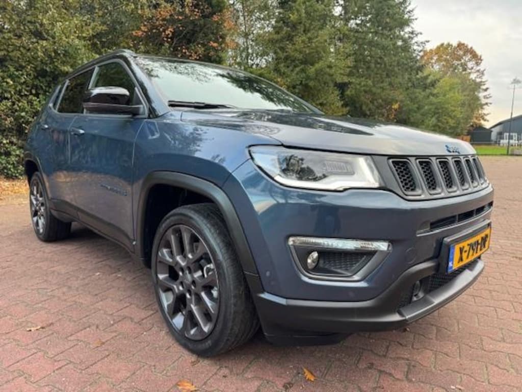 Jeep Compass 4xe 240 Plug-in Hybrid 180PK TRAILHAWK/PANO/LEER/LED