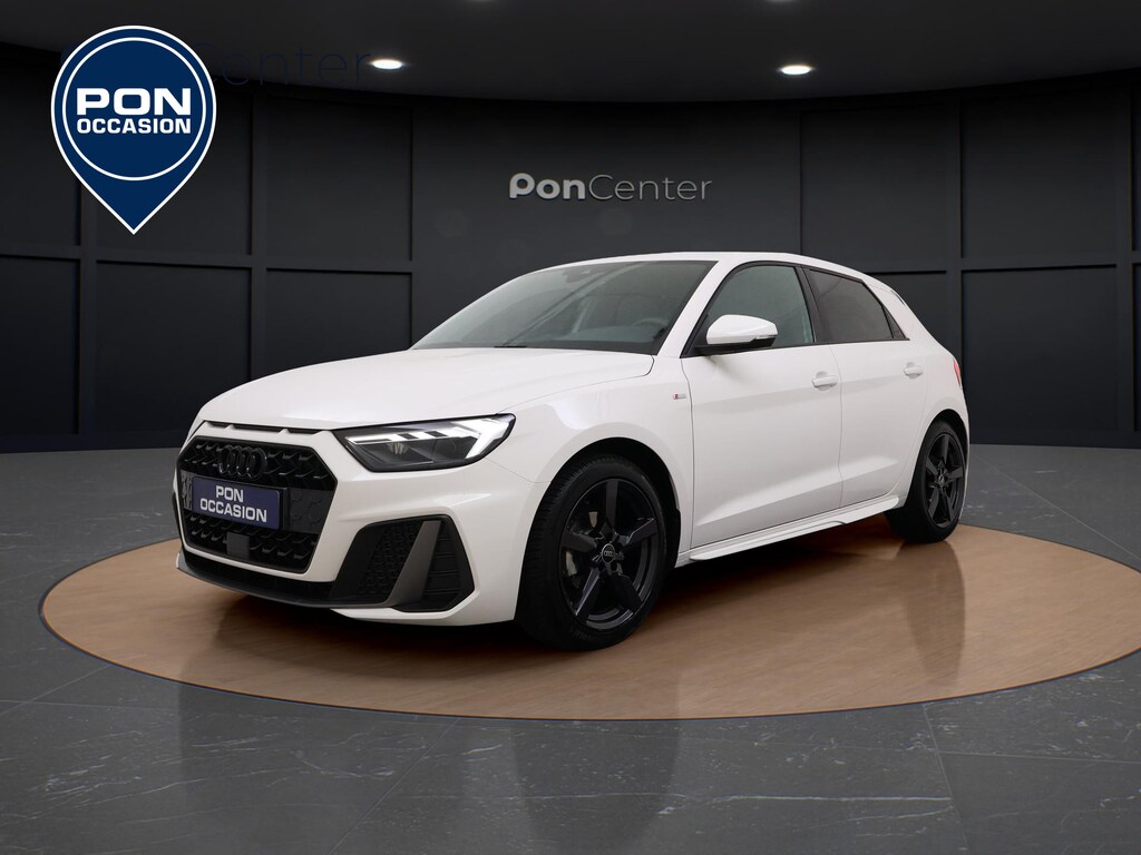 Audi A1 Sportback 25 TFSI S-line | Stoelverwarming | Parkeerhulp | Full LED | Carplay | Getint Glas | 17'' | Optiek Zwart |