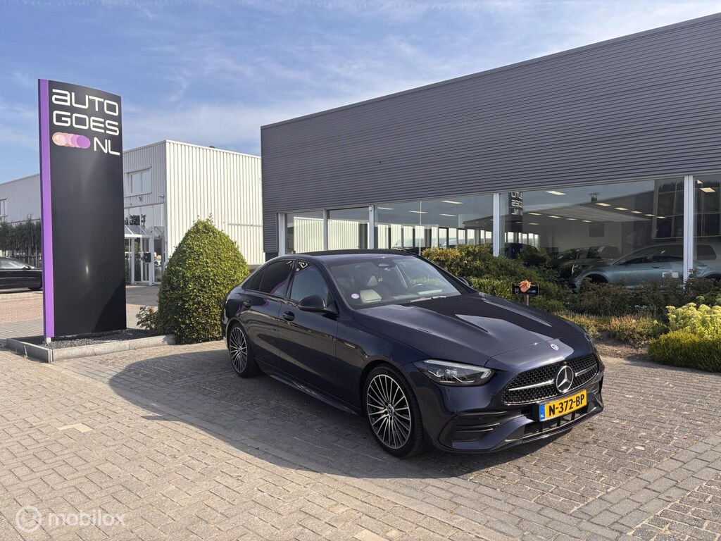 Mercedes-Benz C-klasse 200 AMG Line Launch Edition