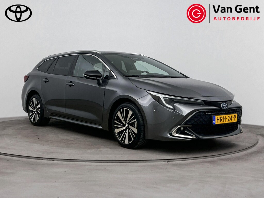Toyota Corolla Touring Sports Hybrid 140 Dynamic | Apple Carplay / Android Auto | Stoelverwarming | Parkeersensoren voor/achter | Adaptive Cruise | Keyless | Clima | Camera | Full LED | 17 inch