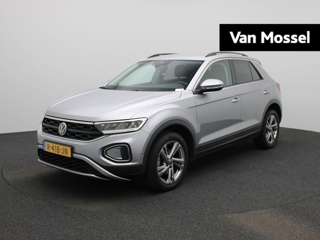 Volkswagen T-Roc 1.0 TSI Life 110 PK| Origineel Nederlands | Navigatie | Achteruitrijcamera | Digitale Cockpit Pro | Parkeersensoren | Privacy Glas