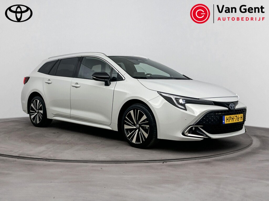 Toyota Corolla Touring Sports Hybrid 140 Dynamic | Apple Carplay / Android Auto | Stoelverwarming | Parkeersensoren voor/achter | Adaptive Cruise | Keyless | Clima | Camera | Full LED | 17 inch