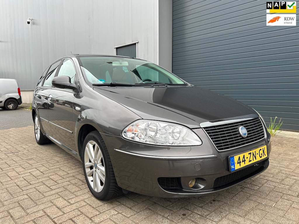 Fiat Croma 2.2i 16V Dynamic AUT PANO CLIMA NAP
