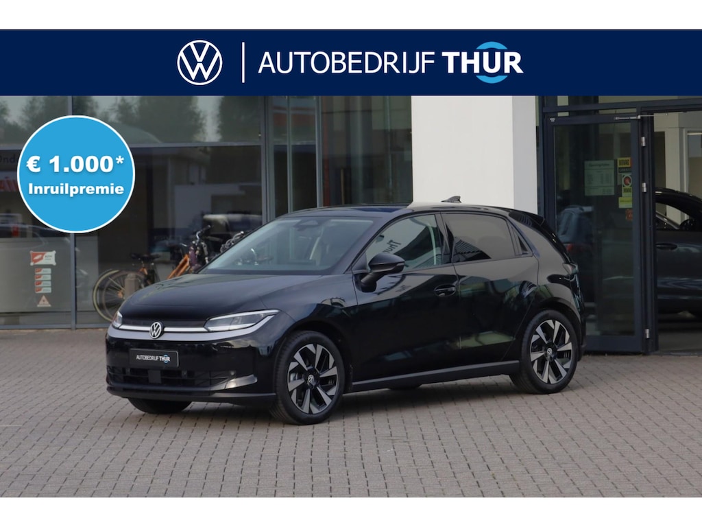 Volkswagen ID.Polo Life First Edition 52 kWh 211PK / 155kW, Achteruitrijcamera (Rear View), verwarmbare voorstoelen, navigatie, dodehoekdetectie (Side Assist), draadloos Apple Carplay & Android Auto, draadloos telefoon laden, grootlichtassistent, verwarmbaar stuurwiel, 2-zone climatronic, planbare voorklimatisering, 18'' LMV 'Linz'