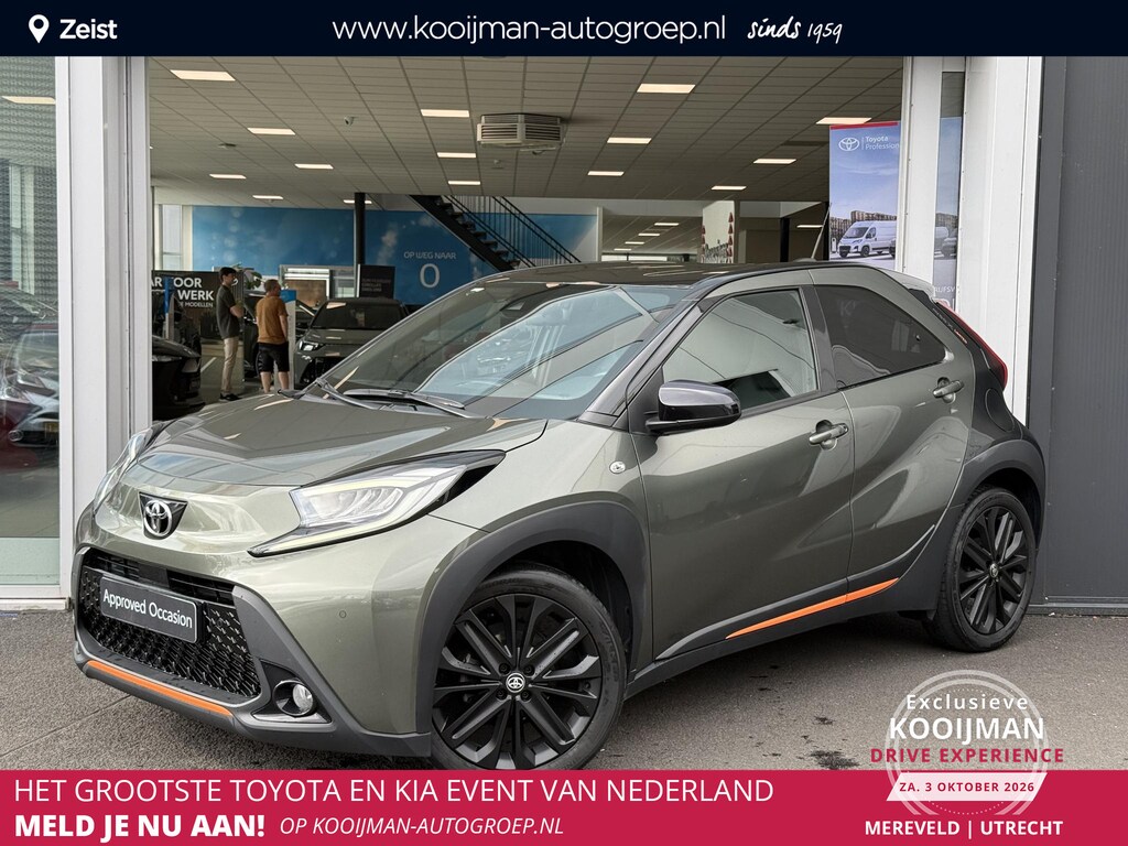 Toyota Aygo X 1.0 VVT-i S-CVT Limited | Stoelverwarming | Achteruitrijcamera | Climate Control