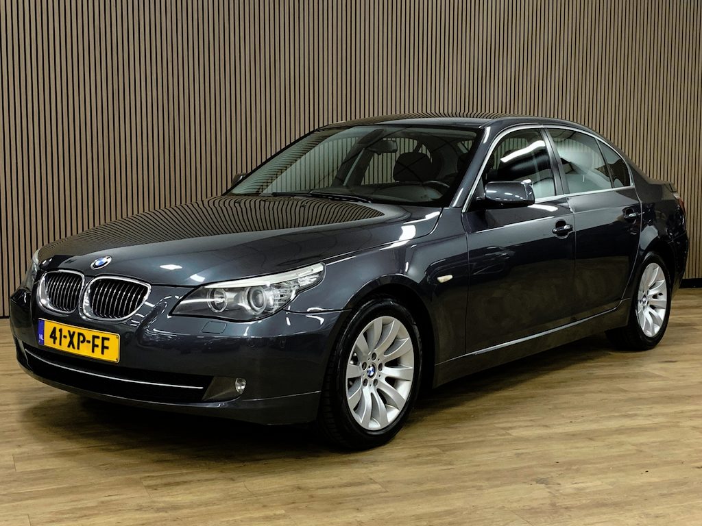BMW 5-Serie 530i Executive|Navigatie|Carplay|Airco|