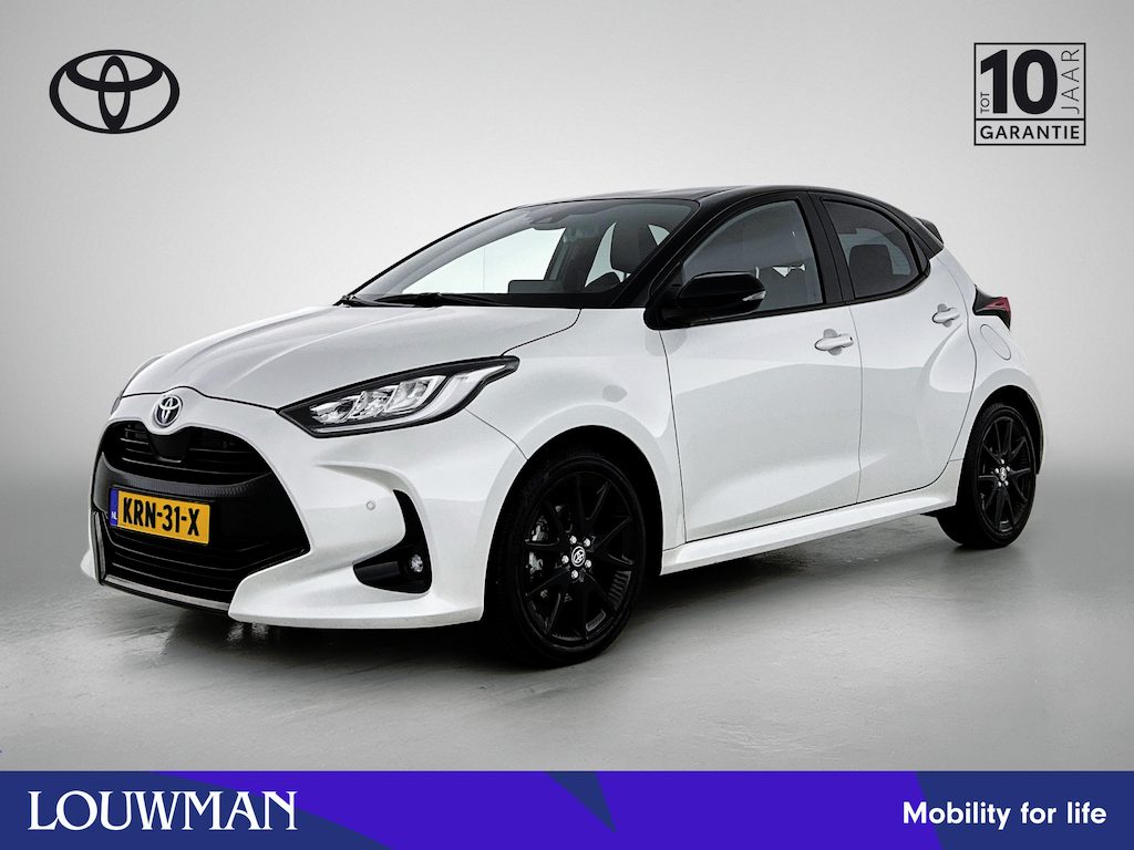 Toyota Yaris 1.5 Hybrid Executive + | Dealer Onderhouden | JBL | Head-Up Display | Dodehoek detectie | Stoel+stuurverwarming | Parkeersensoren voor+achter | Apple CarPlay/Android Auto | Cruise Control Adaptive |