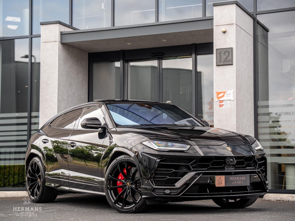 Lamborghini Urus 4.0 V8 / Carbon / B&O 3D / Massage / Pano