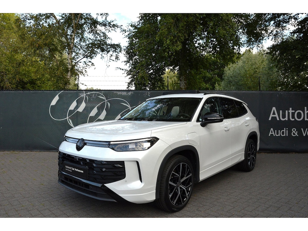 Volkswagen Tayron 1.5 eHybrid |Black Style|Panoramadak|Stoelventilatie|360Cam|IQ Light|