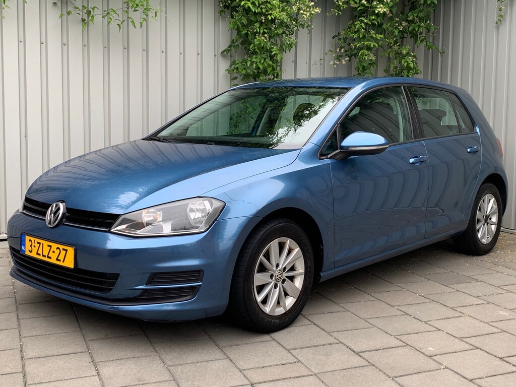 Volkswagen Golf 1.2 TSI Trendline|Camera|Climate Control|