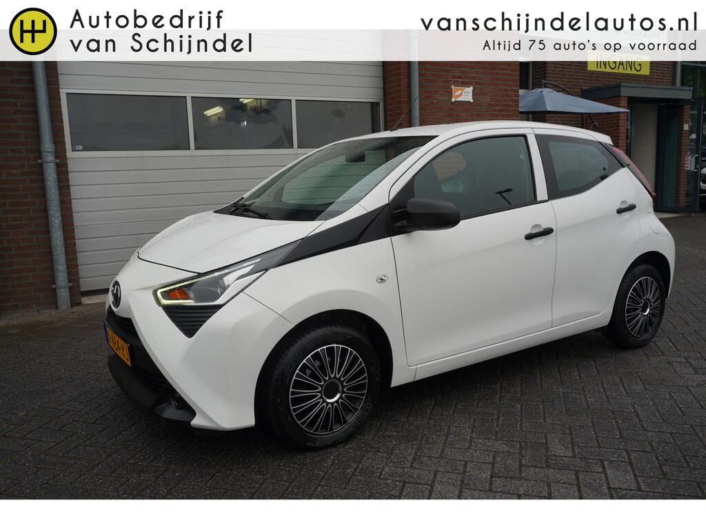 Toyota Aygo 1.0 VVT-I X-FUN 5DRS ORIGINEEL NEDERLANDS DEALER ONDERHOUDEN AIRCO CRUISECONTROL BLUETOOTH LED ELECTR.RAMEN RADIO USB AUX