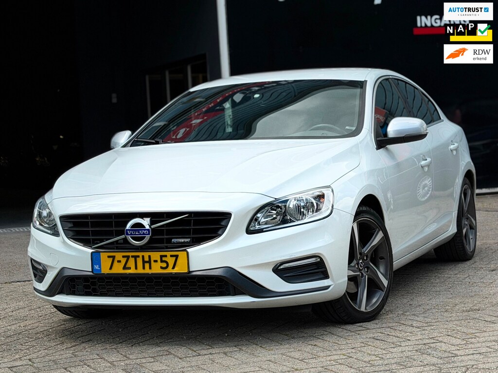 Volvo S60 1.6 T3 R-Design AUTOMAAT MEMORY/LEDER/NAVI/PDC | KEURIGE AUTO !