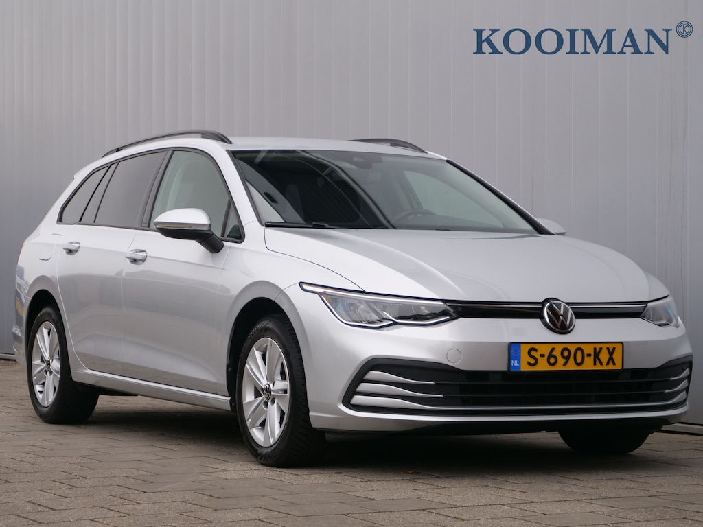 Volkswagen Golf Variant 1.0 eTSI Life 110 Pk Automaat Navi / DAB / Apple Carplay / Stoelverwarming