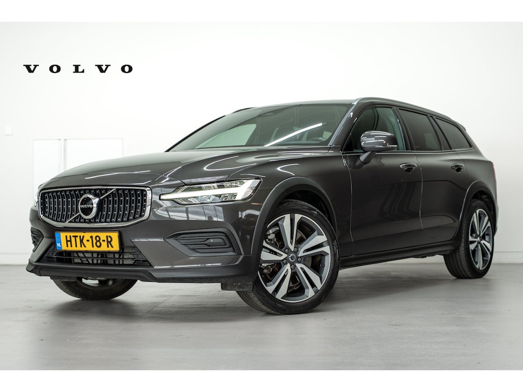 Volvo V60 Cross Country V60 B5 250PK Plus Bright Cross Country | Trekhaak | Adap cruise | Getint Glas | 19'' | Stoel verw.