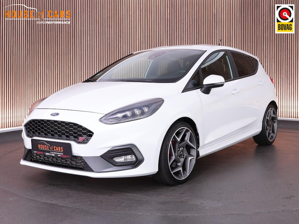 Ford Fiesta ST-3 1.5 200pk |B&O|Apple Carplay|LED-koplampen|Keyless|winterpack|cruise control|parkeersensoren achter|18" LMV|