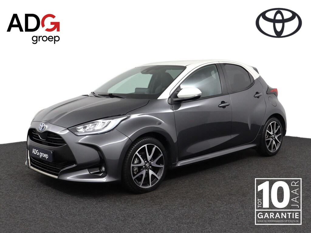Toyota Yaris 1.5 Hybrid Executive Bi-Tone | Half leder bekleding | Bi-Tone | stoelverwarming |