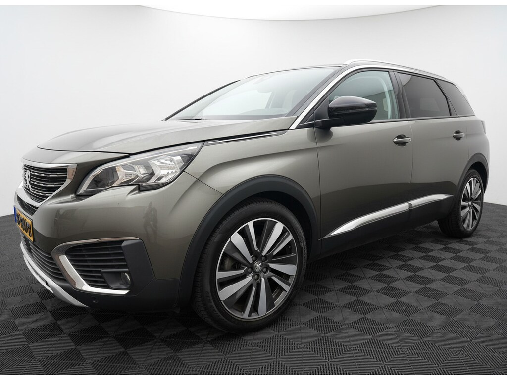 Peugeot 5008 130pk PT Allure Aut. 7p., Camera | 19inch | Navi