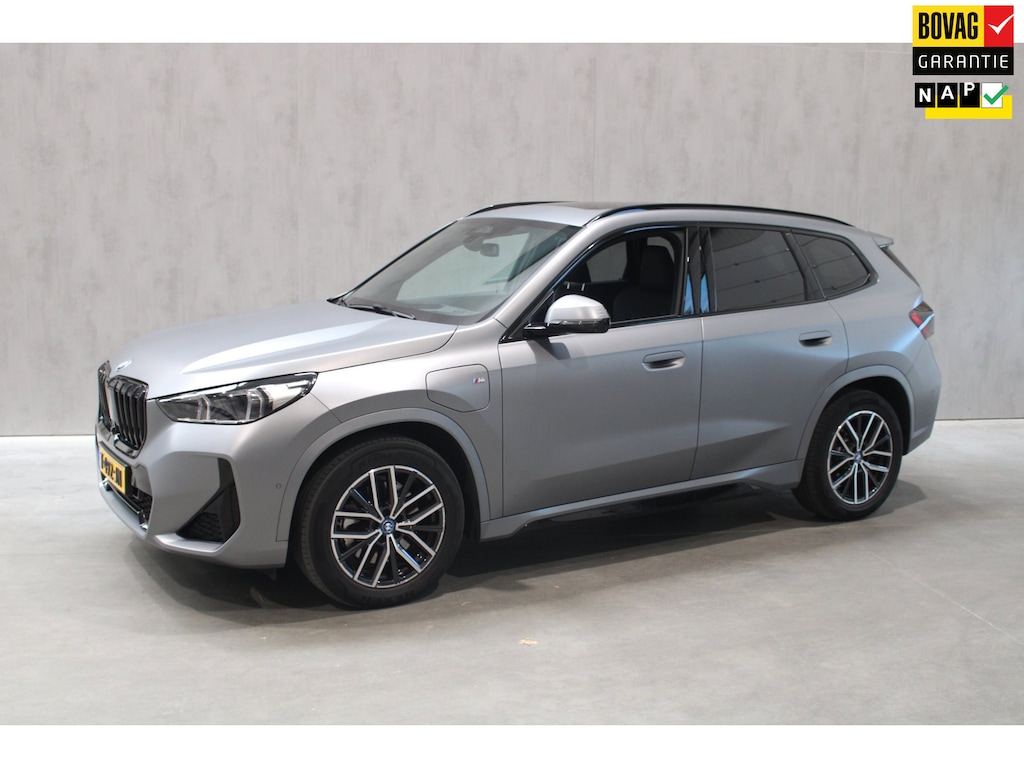 BMW X1 XDrive30e M Sport Panorama/360g Camera/H&K/ Zeer veel Extra's Prijs is Rijklaar