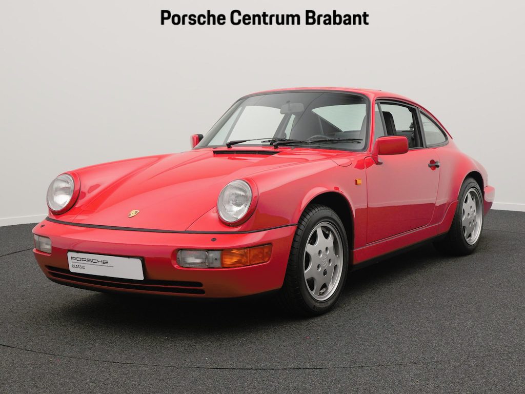 Porsche 911 Carrera 4