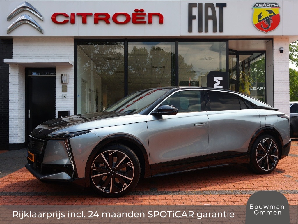 DS 8 N°8 EV 97,2 kWh 350PK AWD Long Range Étoile Absulute Comfort Tech, Rijklaarprijs | Trekhaak | Panoramadak | Two Tone | Leder