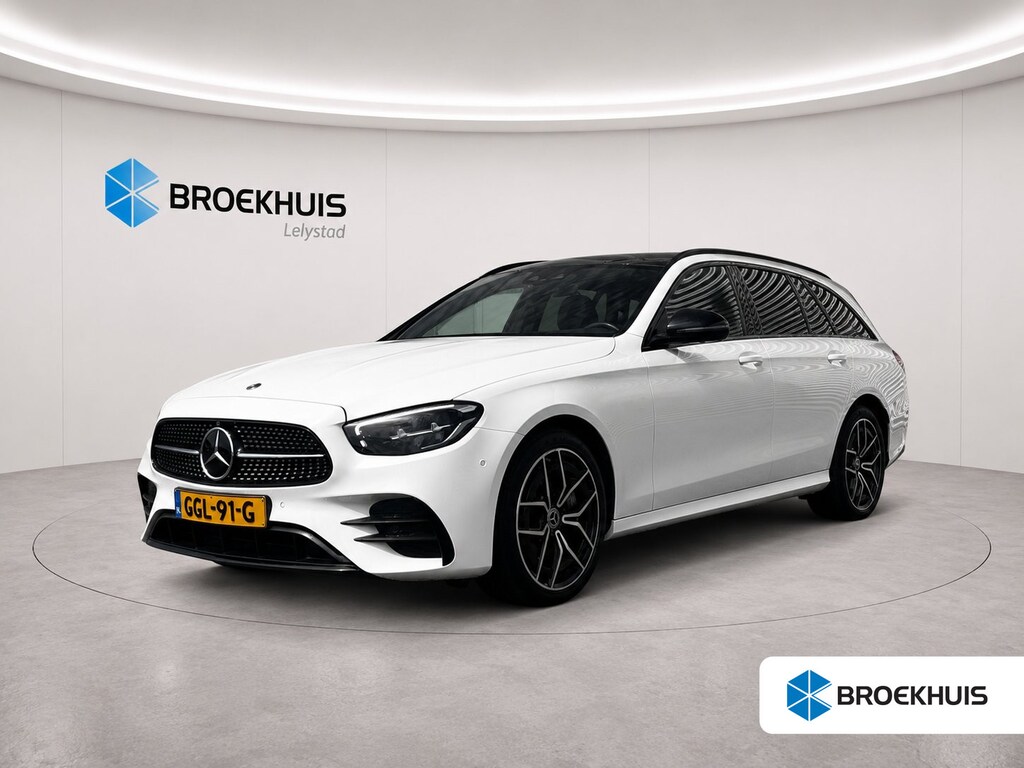 Mercedes-Benz E-klasse Estate 300 e 319PK AMG-LINE AUTOMAAT NAVI / LEDER / CLIMA / FULL-LED / PDC / 19" LMV / CAMERA / KEYLESS / PANO. DAK / PARELMOER / ELEK. TREKHAAK !!