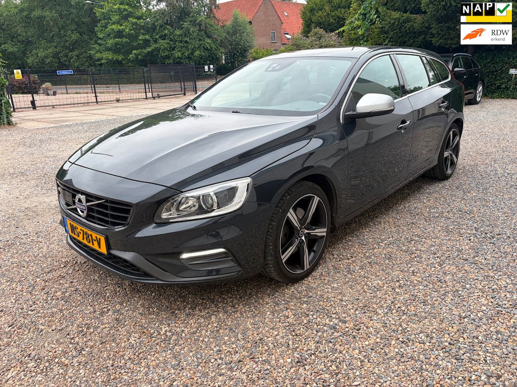 Volvo V60 2.0 T3 R-Design Dealer OH. Veel opt. ! NAP. FULL