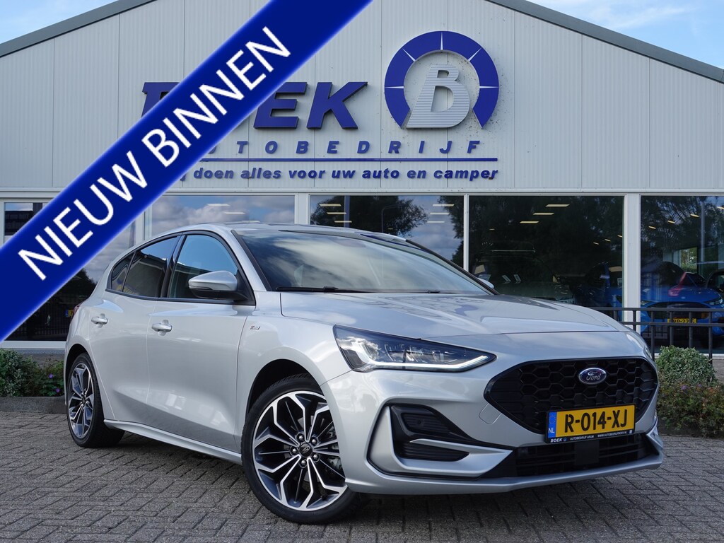 Ford Focus 1.0 EcoBoost Hybrid 125PK ST Line X WINTER PACK | CAMERA | NAVI | CRUISE