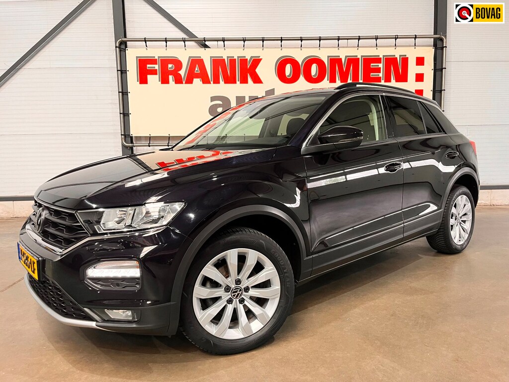 Volkswagen T-Roc 1.0 TSI 110PK Style Business + Trekhaak|Adaptive cruise|Apple|Android|DAB|Climate|Lane|17"LMV