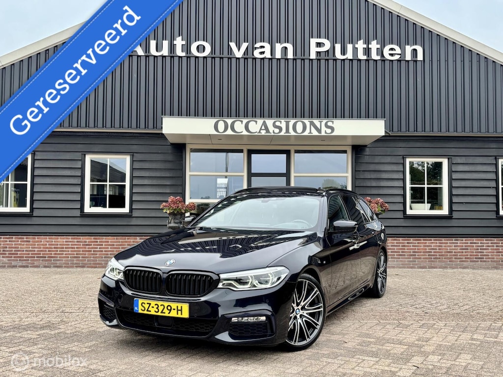 BMW 5-Serie Touring 520i High Executive / M-Pakket / Pano / Head-up / Trekhaak /
