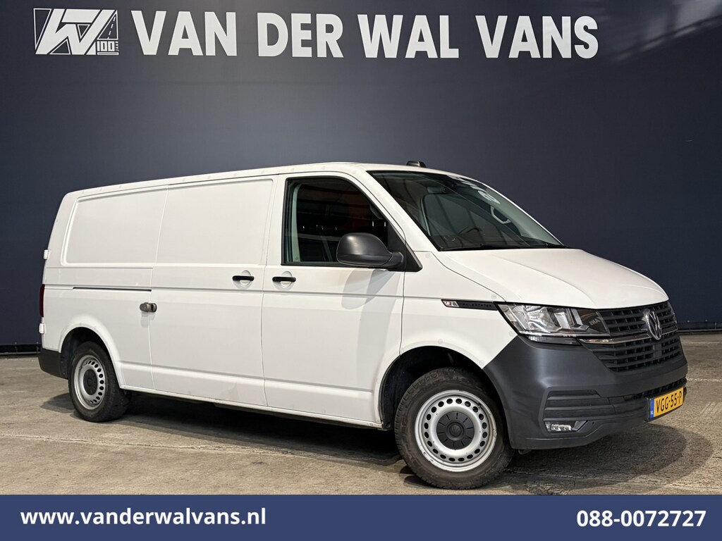 Volkswagen Transporter 2.0 TDI 150pk L2H1 Euro6 Airco | Camera | Apple Carplay | 2500kg Trekhaak | Cruisecontrol Android Auto, Parkeersensoren, Leder, Bijrijdersbank