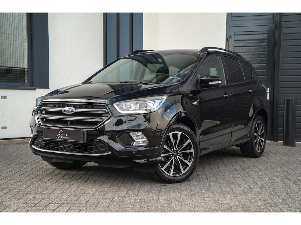 Ford Kuga 1.5 150PK ST-Line TREKHAAK / DESIGN PACK / CAMERA