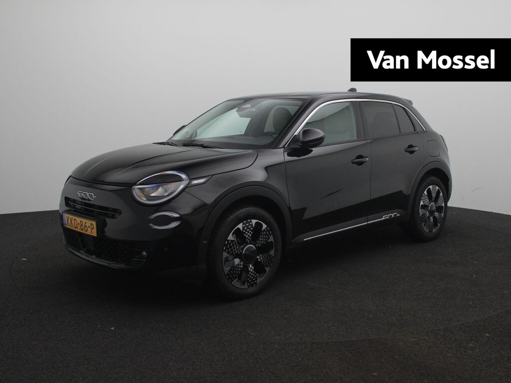 Fiat 600 600e La Prima 54 kWh | Tot 8 jaar garantie | Demo |