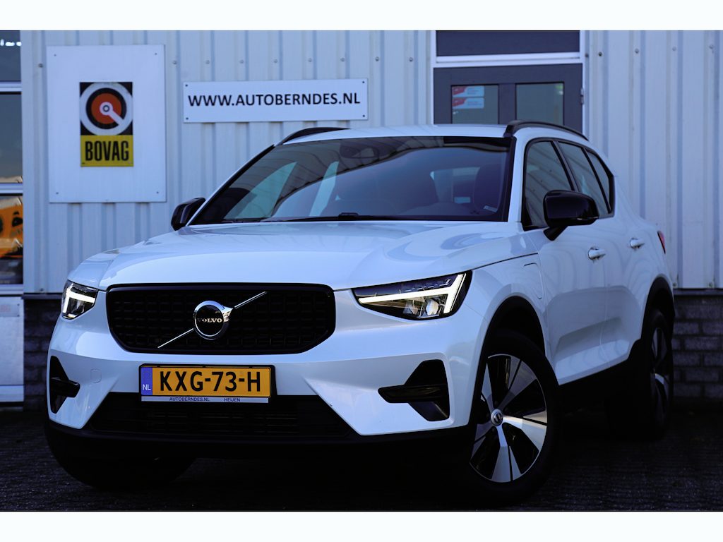 Volvo XC40 1.5 T4 Plug-in hybrid Plus Dark*Perfect Onderh.*Half Leder R-Design stoelen/Stoelverw./Stuurverw./Camera/H&K/DAB/LED/Apple Carplay-Android/Keyless Entry+Go/Parkeersens.V+A/18 inch LM*