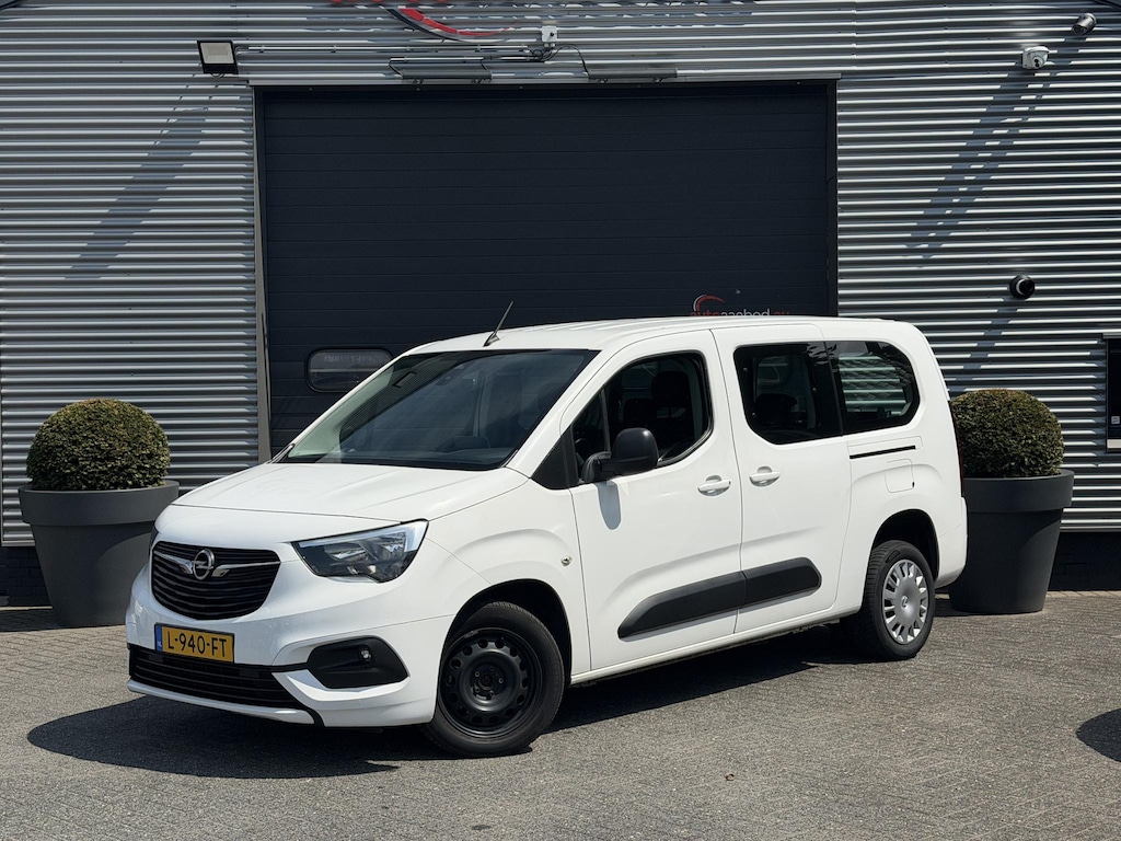 Opel Combo Life 1.5 CDTI L2H1 Edition Rolstoel Vervoer | DAB | Parkeersensoren |