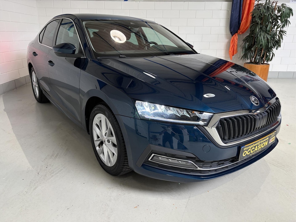 Skoda Octavia 1.0 TSI MHEV 110pk DSG7 ACC. Carplay, Led, Virtual