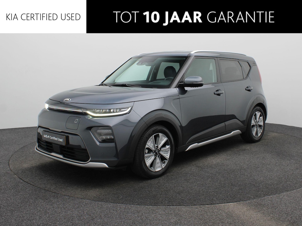 Kia e-Soul ExecutiveLine 64 kWh | Camera | Harman Kardon | Head-Up Display | Navigatie | 1 FASE! | TREKHAAK VOOR FIETSDRAGER!