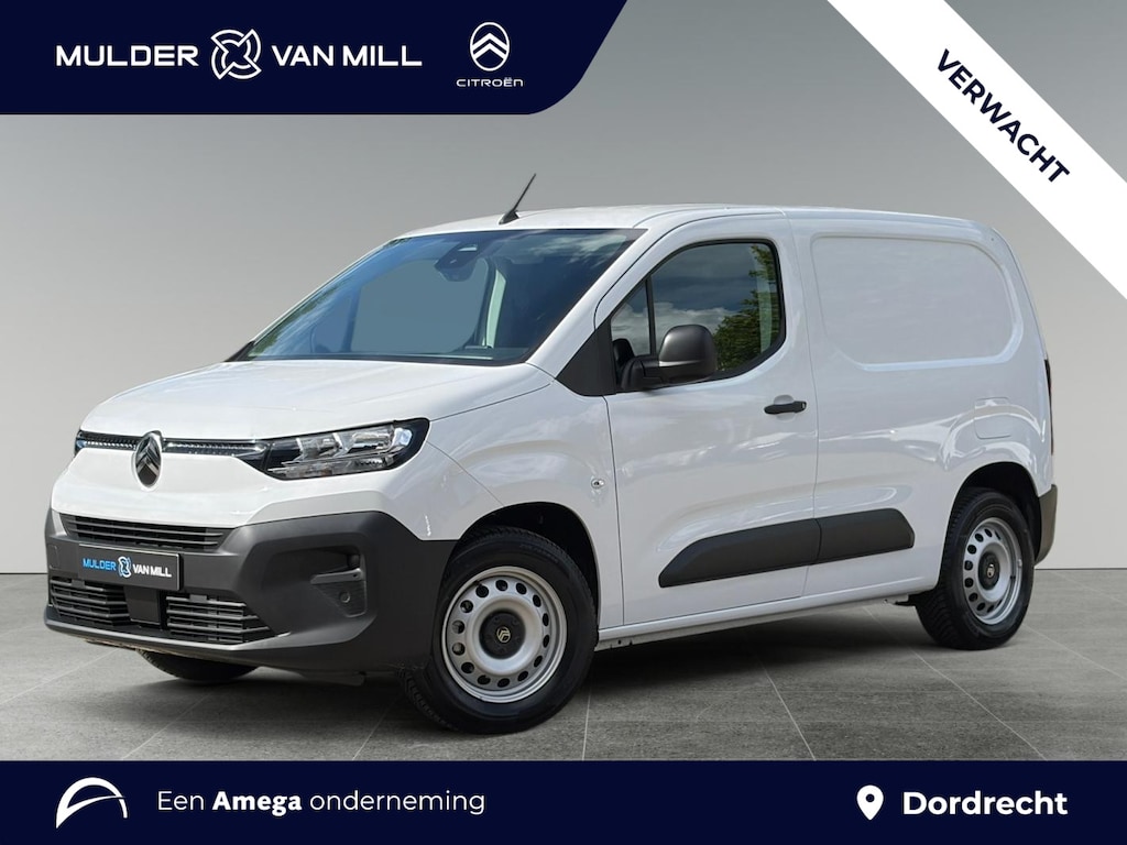 Citroën E-Berlingo L1 50kWh 136pk | 8 jaar garantie | 0% financial lease | 2-zits | Draadloze Apple Carplay en Android Auto | Multimedia | Achteruitrijcamera | Parkeersensoren achter | Digital cockpit | Stuurwielbediening | Bestuurdersstoel comfort | Armsteun | Houten afwerking laadruimte | van €30.025 voor €26.195 ex. BTW rijklaar
